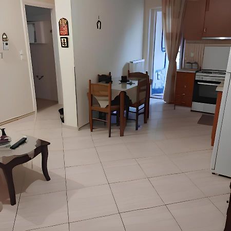 Ομορφο διαμερισμα στο κεντρο της πολης με παρκιν Διαμέρισμα Τρίκαλα Εξωτερικό φωτογραφία